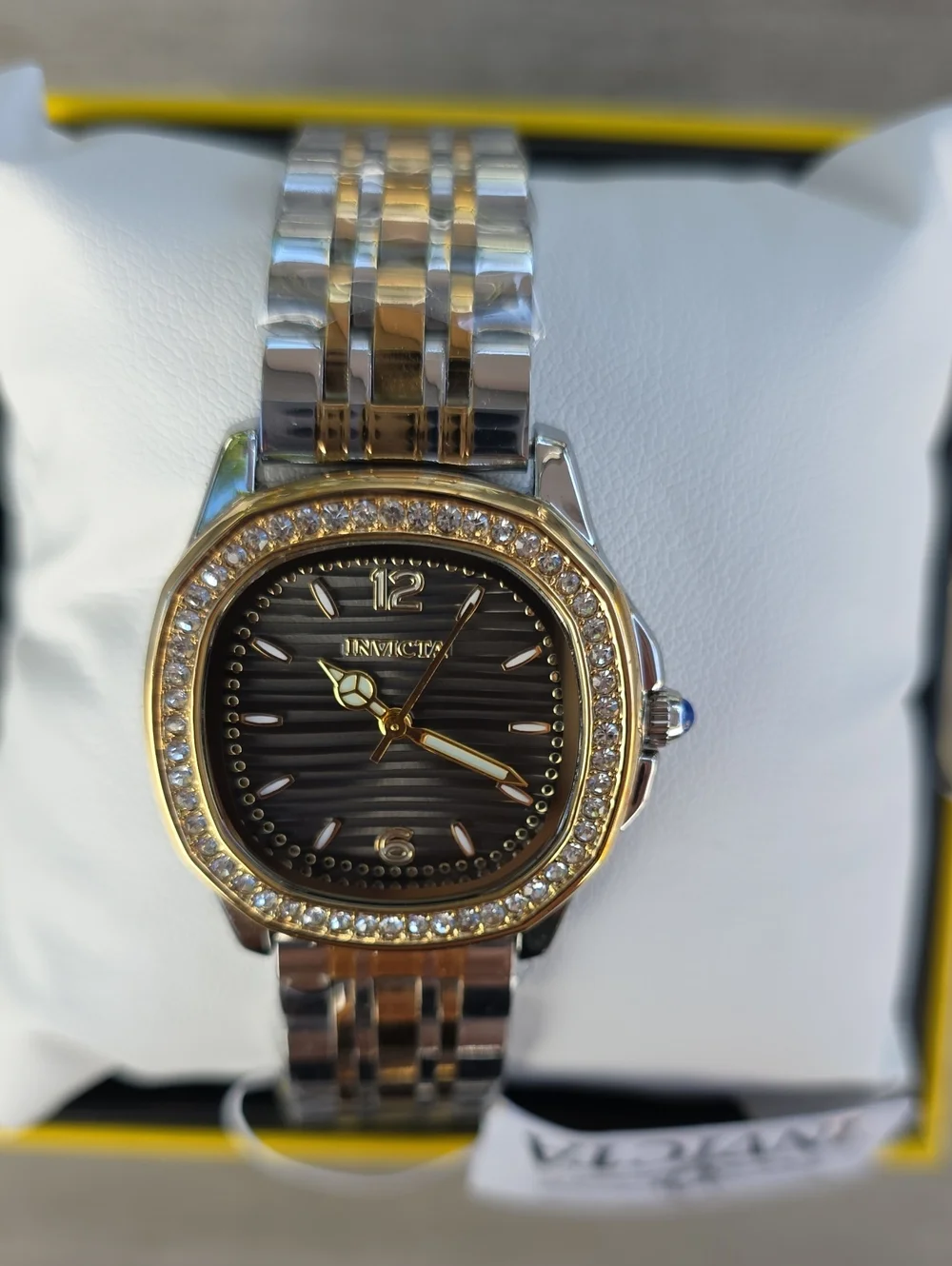 727. Invicta Wildflower Ember Women's Watch - 31mm. Gold, Steel (69384)
